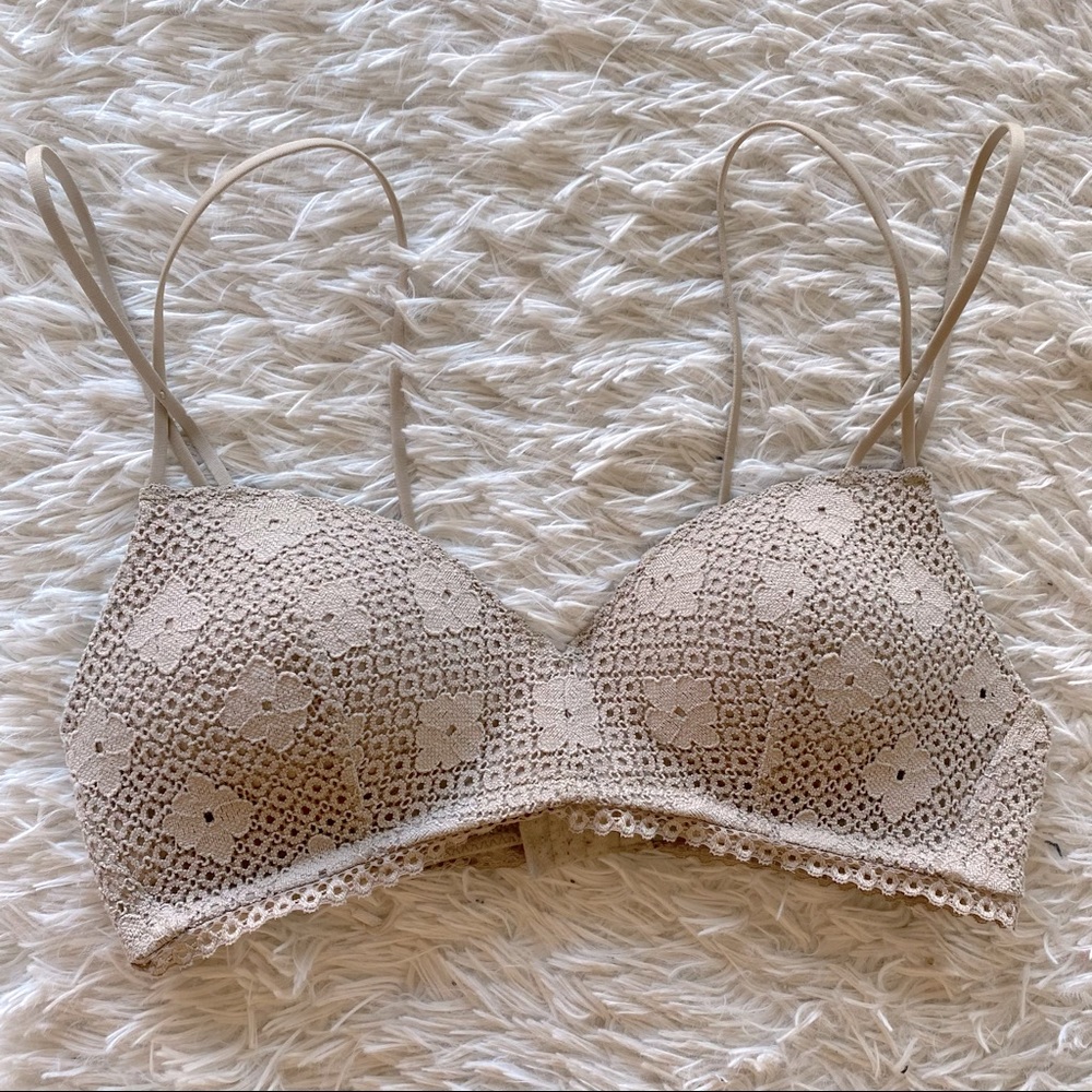 Aerie Lace Padded Wireless Bra double straps 34B